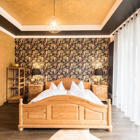 Engel Hotel Grill Bar Niedernhausen Dış mekan fotoğraf