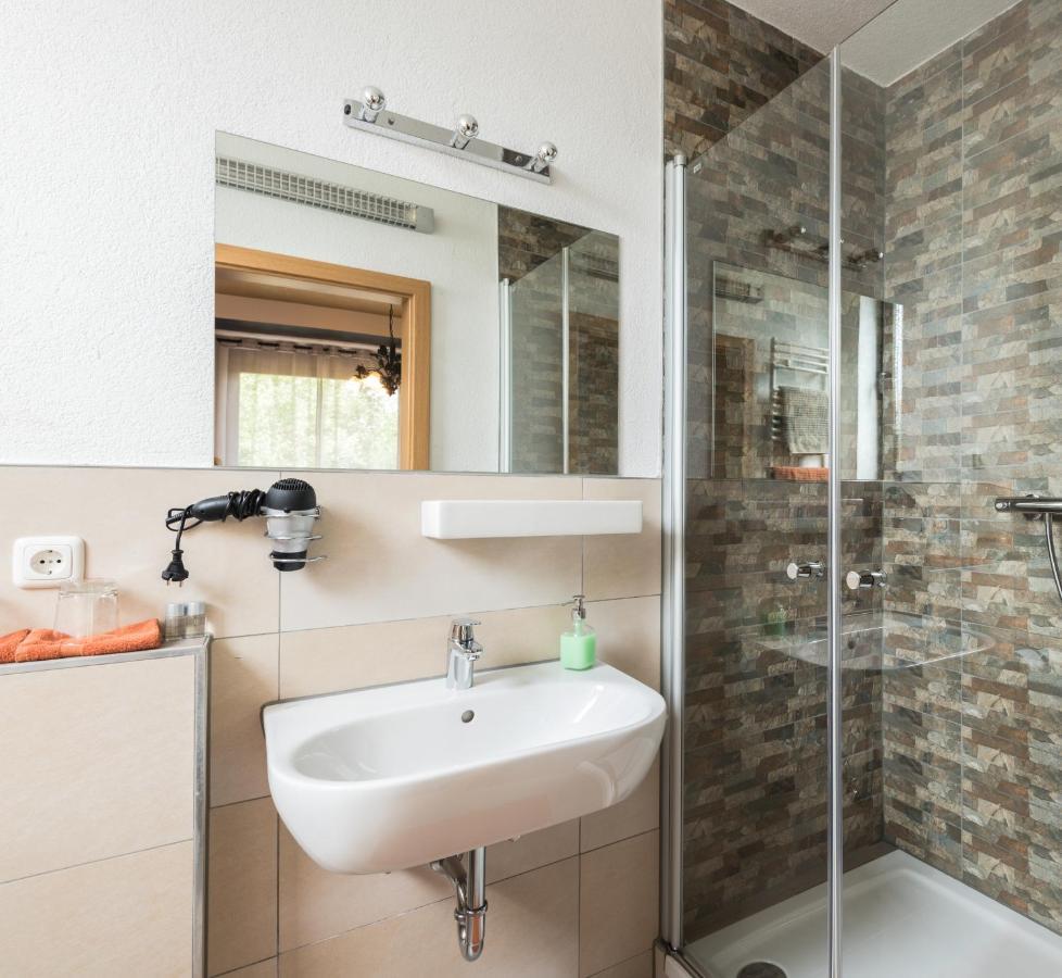 Engel Hotel Grill Bar Niedernhausen Dış mekan fotoğraf